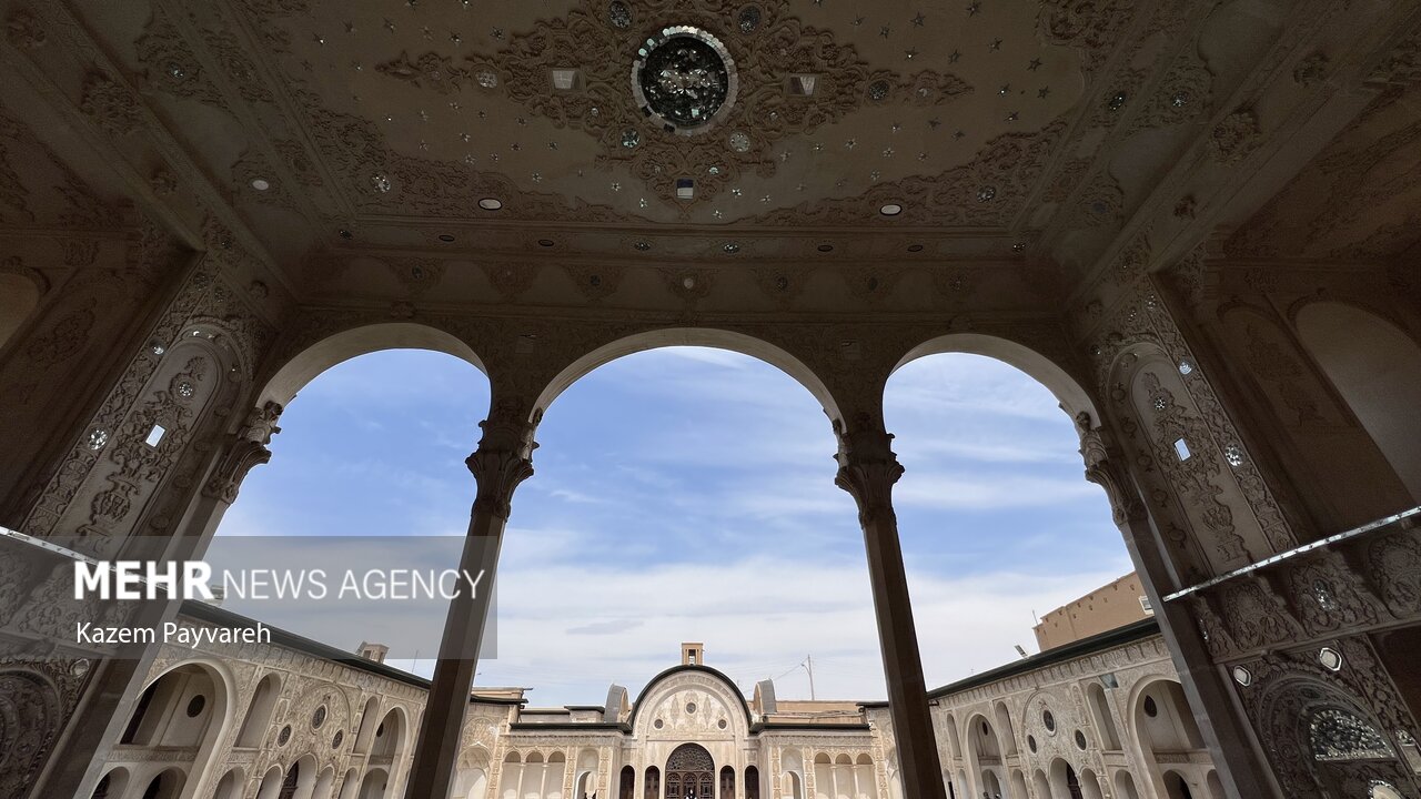 کاشان در آستانه گسست هویتی؛ وارث ۷۸۰۰ سال تمدن قربانی معماری بی‌ریشه