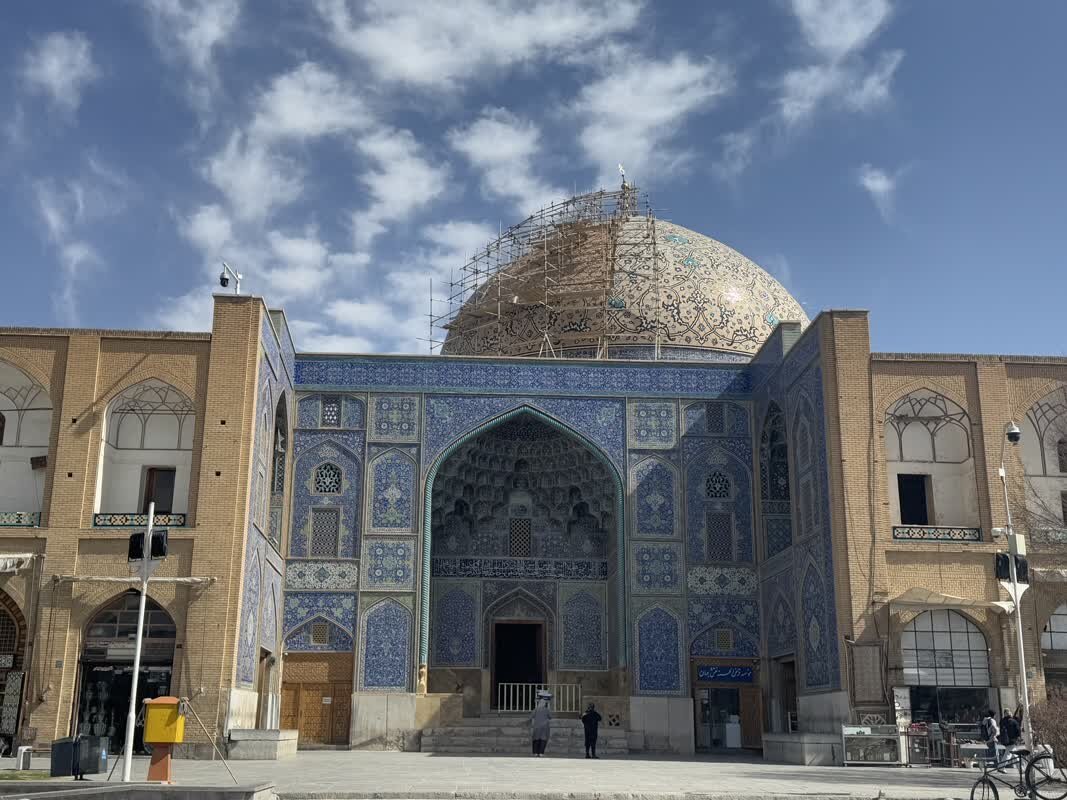 از افتضاح مرمتی تاپروژه‌ای ملی؛مرمت گنبدشیخ لطف‌الله چگونه ادامه دارد؟