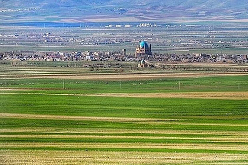 ساخت و سازهای غیرمجاز در حریم گنبد سلطانیه؛ جلوی تخلف گرفته شد