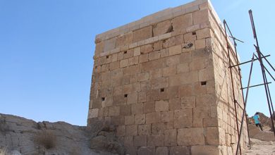 خراب‌کاری در آرامگاهِ جاماسب! + عکس