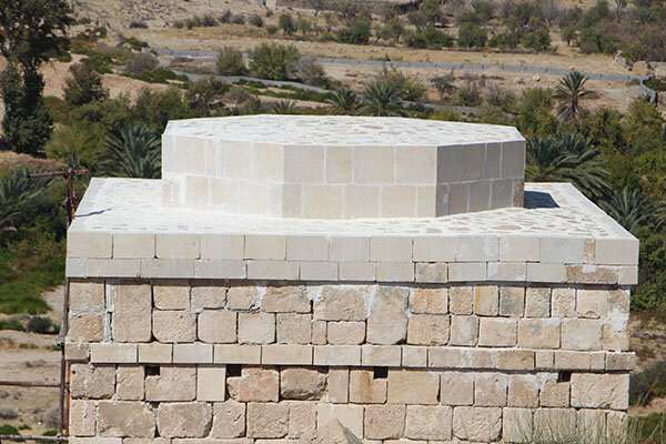 خرابکاری در آرامگاهِ فیلسوف ساسانی! + عکس